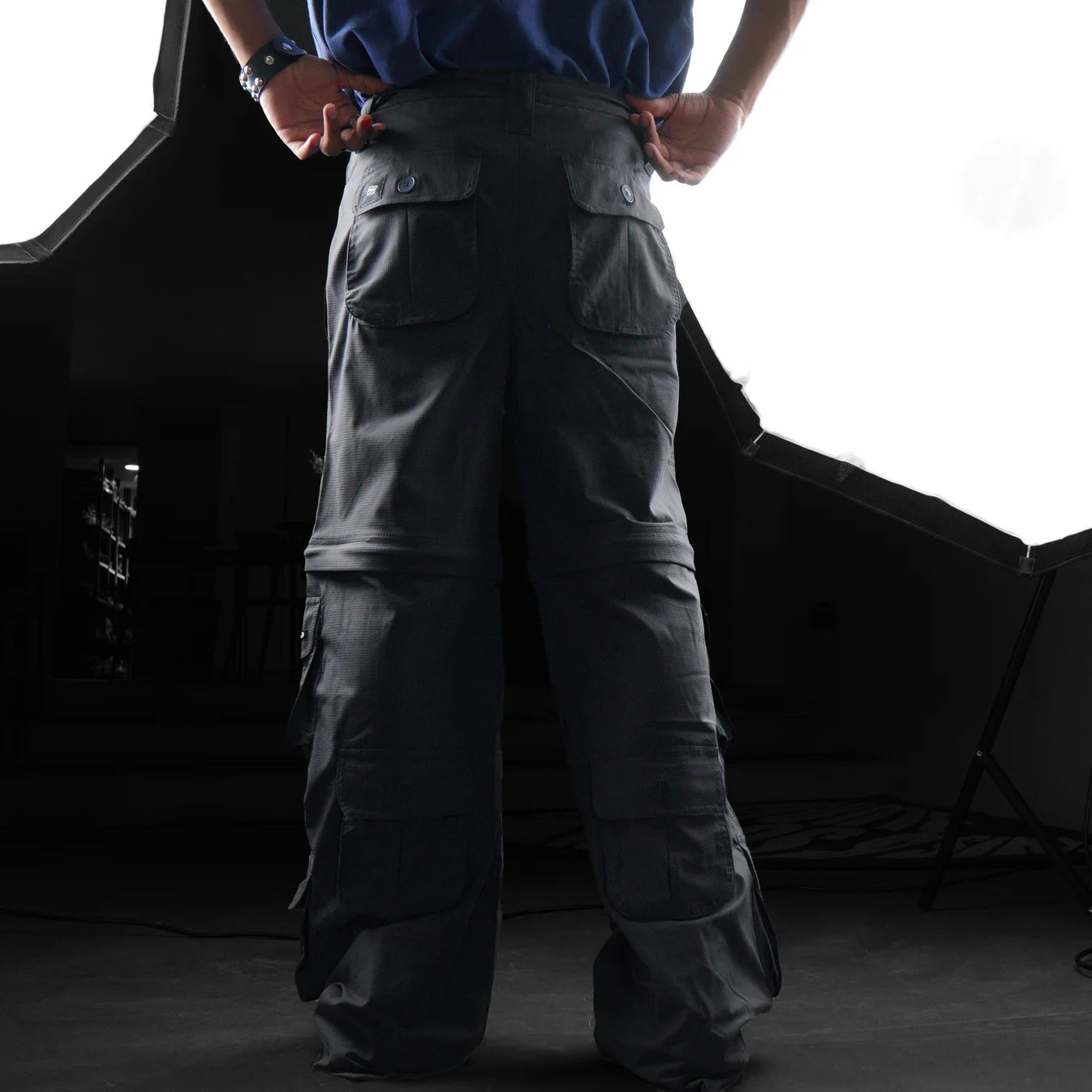 BLACK RIPSTOP CARGOS